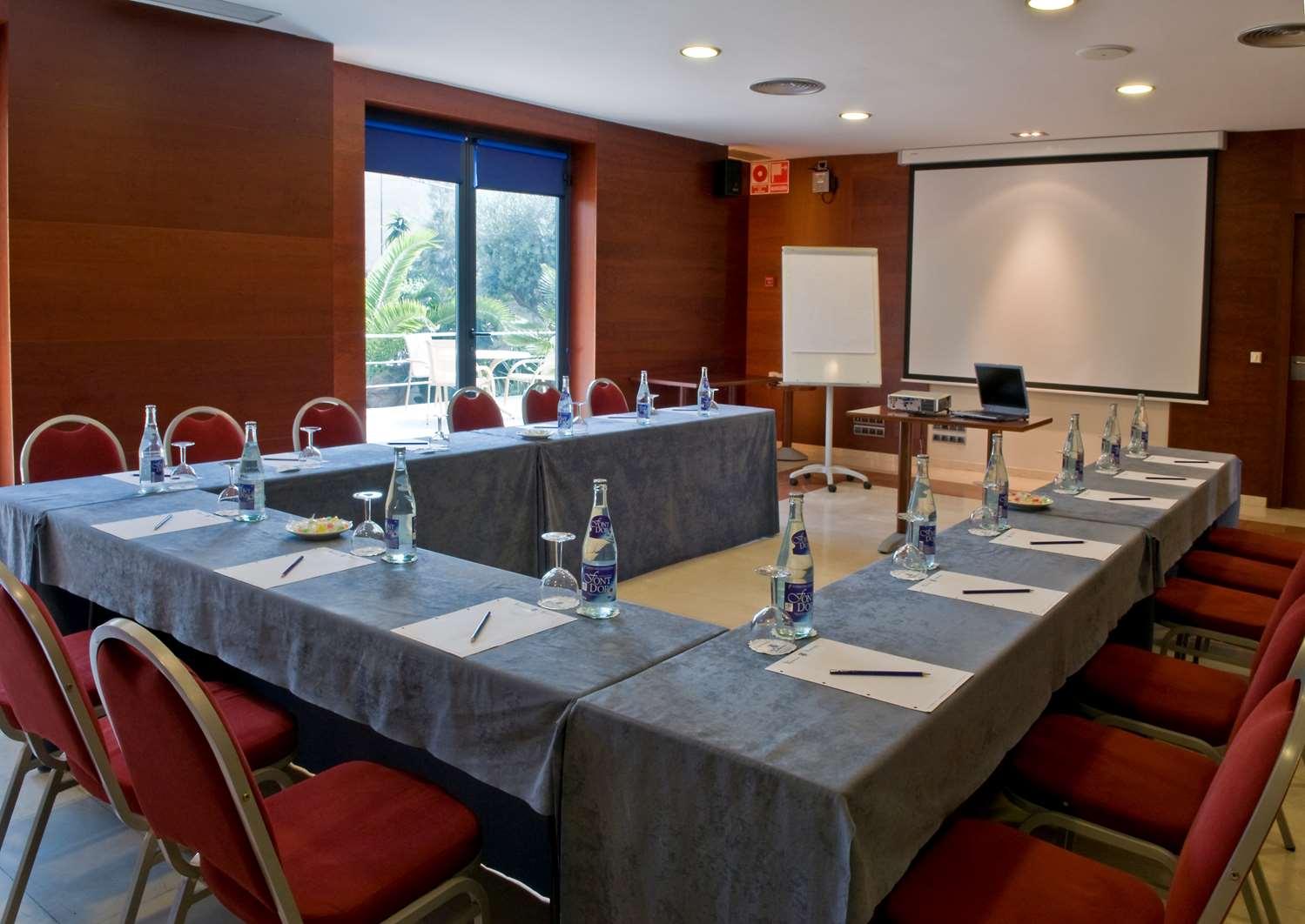 Western Mediterraneo 4* Castelldefels